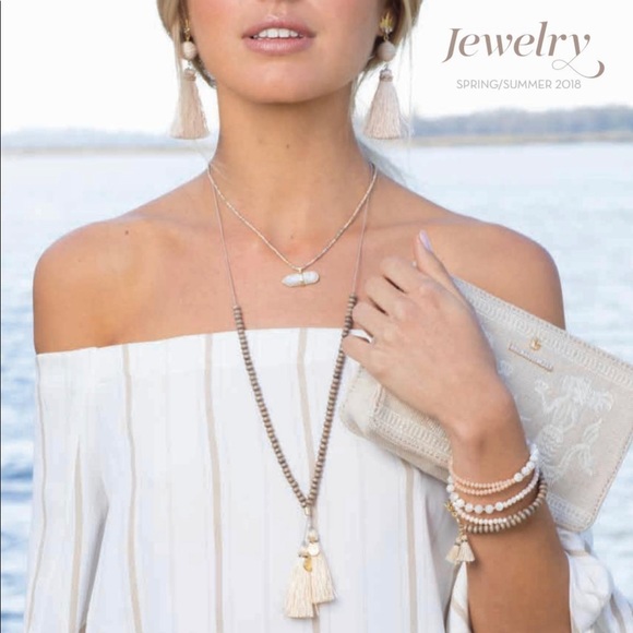 Artsy boho unique Howlite beaded tassel necklace - Picture 16 of 16